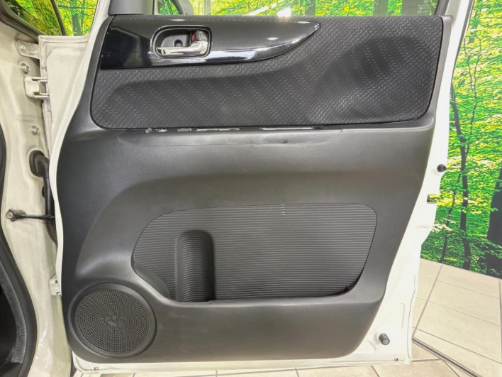 2014 Honda N-BOX CUSTOM DBA-JF1 (UW-6a2e1b025a373)[29]