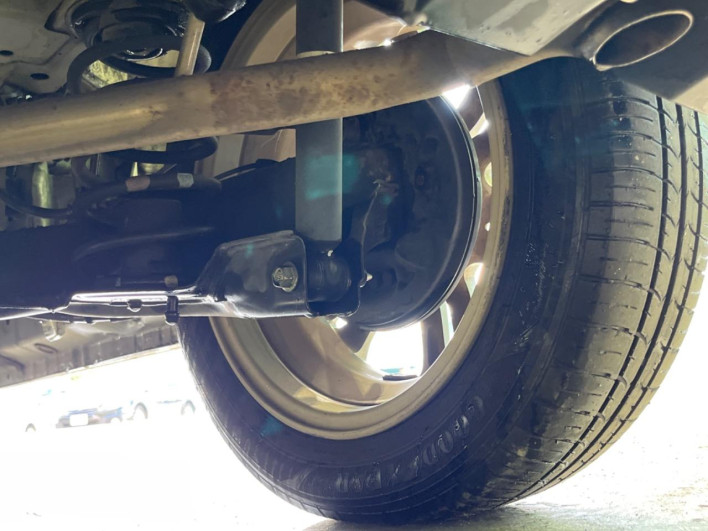 2015 Honda N-BOX CUSTOM DBA-JF1 (UW-6a2e1b025ce6b)[16]