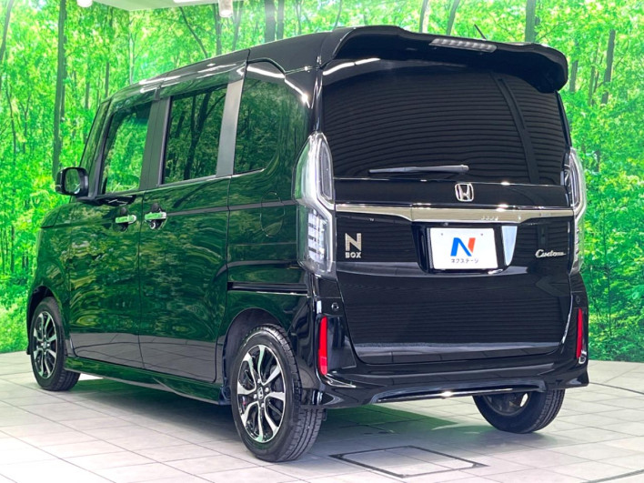 2018 Honda N-BOX CUSTOM DBA-JF3 (UW-6a2e1b09bff42)[7]