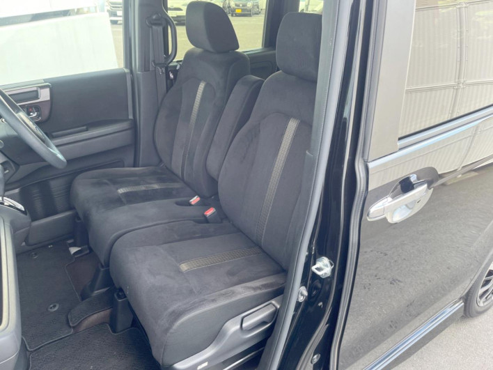 2018 Honda N-BOX CUSTOM DBA-JF3 (UW-6a2e1b0a0aa54)[22]