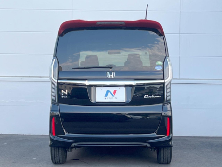2018 Honda N-BOX CUSTOM DBA-JF3 (UW-6a2e1b0a0aa54)[20]