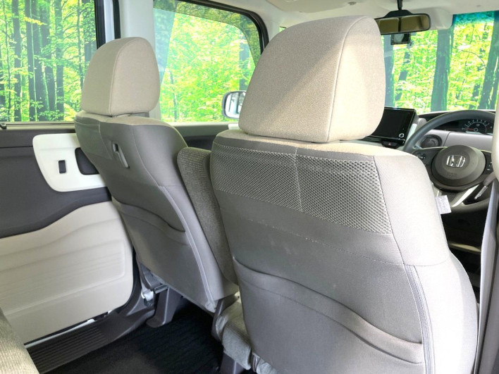2018 Honda N-BOX DBA-JF3 (UW-6a2e1b0a5d8a5)[7]