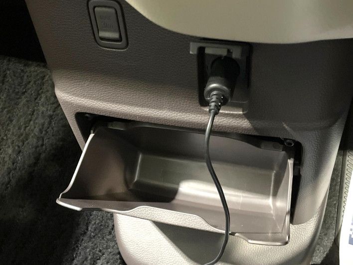 2018 Honda N-BOX DBA-JF3 (UW-6a2e1b0a5d8a5)[15]