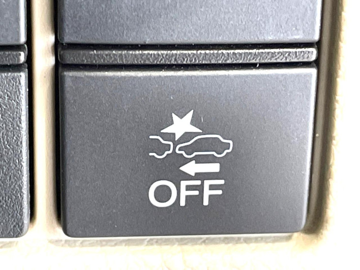 2018 Honda N-BOX DBA-JF3 (UW-6a2e1b0a5d8a5)[28]
