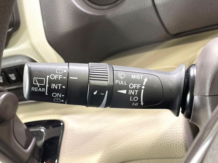 2019 Honda N-BOX DBA-JF3 (UW-6a2e1b0c8092d)[26]