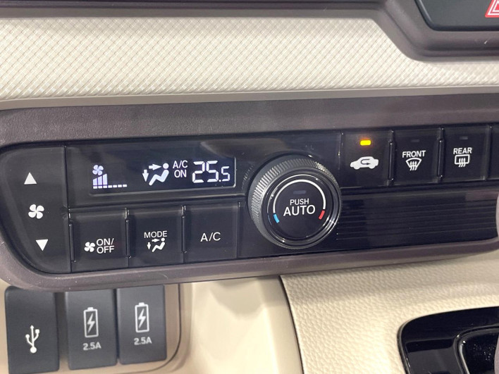 2019 Honda N-BOX DBA-JF3 (UW-6a2e1b0c8092d)[21]
