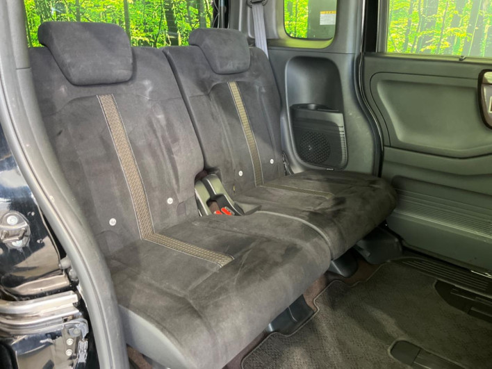 2019 Honda N-BOX CUSTOM DBA-JF3 (UW-6a2e1b0ca1694)[20]