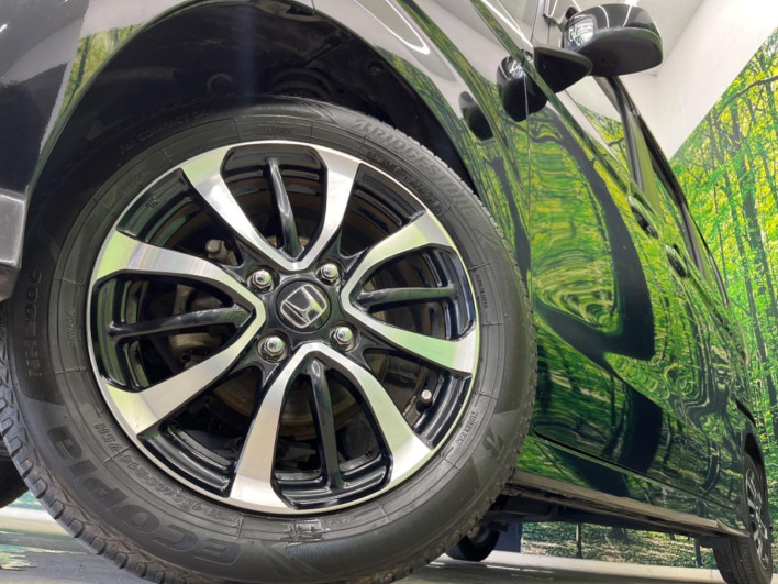2019 Honda N-BOX CUSTOM DBA-JF3 (UW-6a2e1b0ca1694)[22]