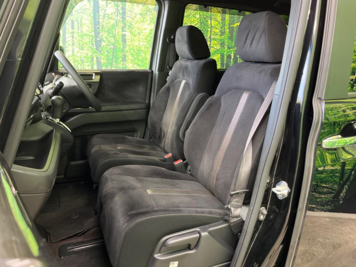 2019 Honda N-BOX CUSTOM DBA-JF3 (UW-6a2e1b0ca1694)[14]