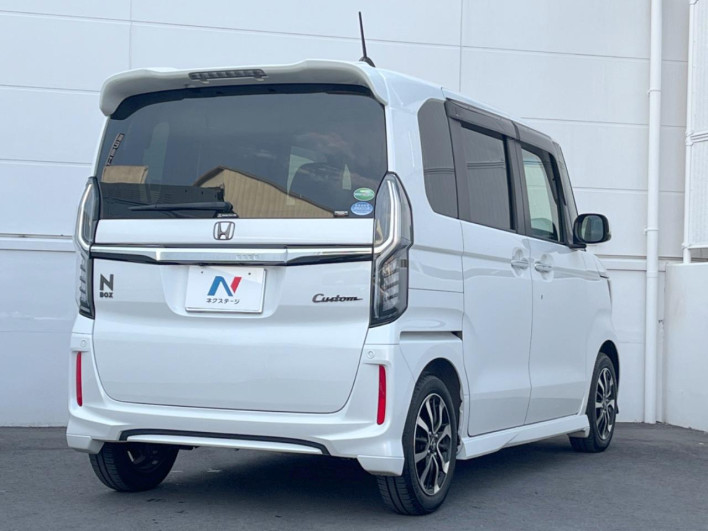 2020 Honda N-BOX CUSTOM 6BA-JF3 (UW-6a2e1b0ea20fd)[19]