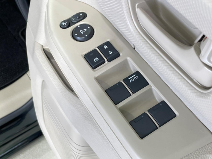 2020 Honda N-BOX 6BA-JF3 (UW-6a2e1b0eb233a)[22]