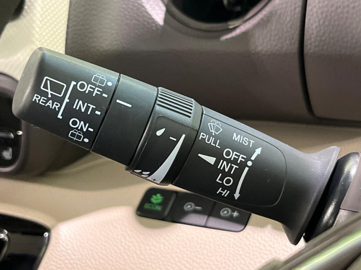 2020 Honda N-BOX 6BA-JF3 (UW-6a2e1b0fa9829)[18]