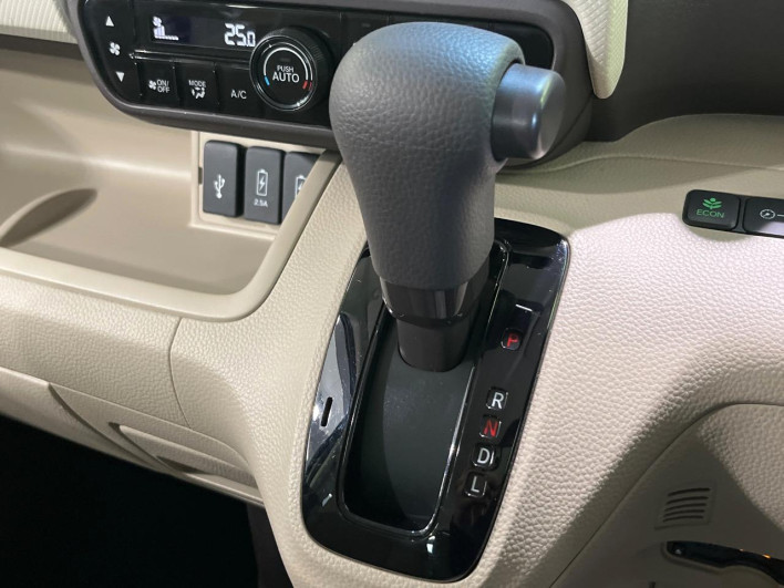 2020 Honda N-BOX 6BA-JF3 (UW-6a2e1b0fa9829)[12]