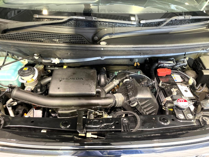 2021 Honda N-BOX CUSTOM 6BA-JF3 (UW-6a2e1b159f98f)[4]