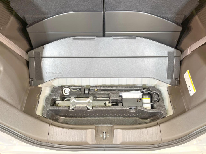2022 Honda N-BOX 6BA-JF3 (UW-6a2e1b16a70c9)[24]