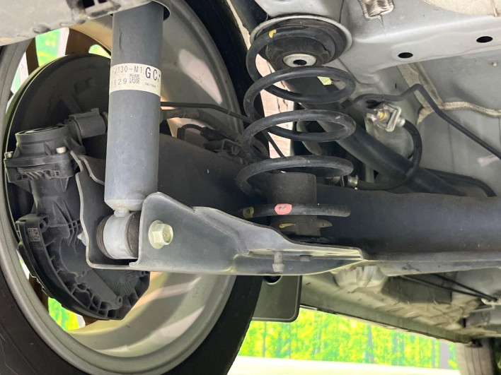 2023 Honda N-BOX CUSTOM 6BA-JF3 (UW-6a2e1b1813621)[25]