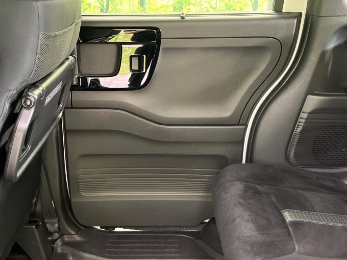 2023 Honda N-BOX CUSTOM 6BA-JF3 (UW-6a2e1b1813621)[27]