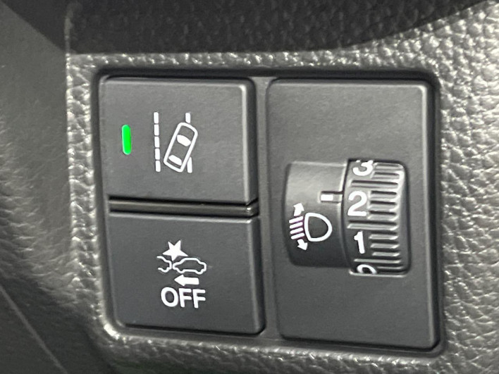 2023 Honda N-BOX CUSTOM 6BA-JF3 (UW-6a2e1b18af980)[17]