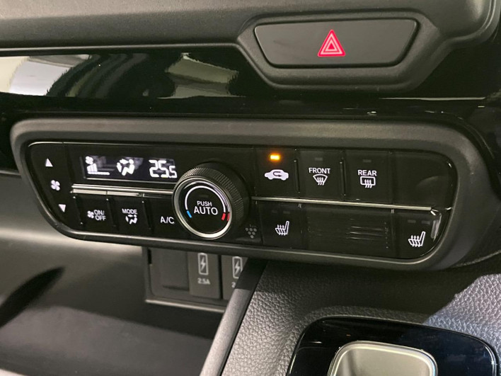 2023 Honda N-BOX CUSTOM 6BA-JF3 (UW-6a2e1b18af980)[18]