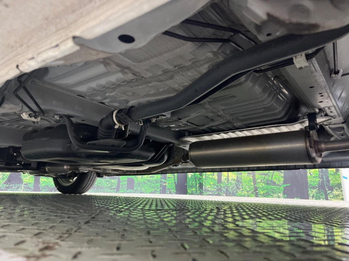 2023 Honda N-BOX CUSTOM 6BA-JF3 (UW-6a2e1b18af980)[4]