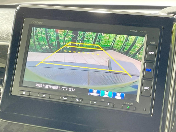 2017 Honda N-BOX CUSTOM DBA-JF4 (UW-6a2e1b1a10e3e)[20]