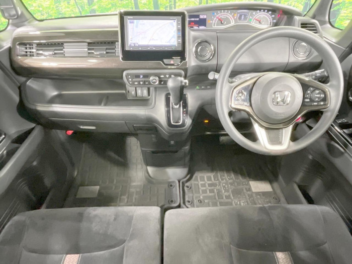 2017 Honda N-BOX CUSTOM DBA-JF4 (UW-6a2e1b1a10e3e)[17]