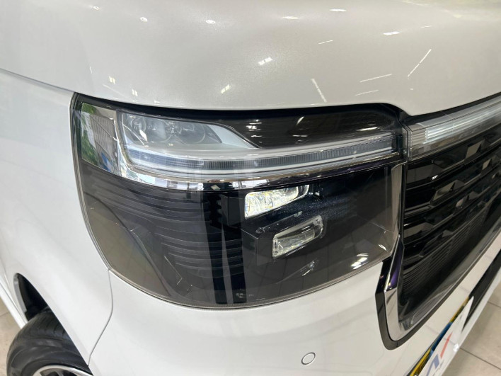 2024 Honda N-BOX CUSTOM 6BA-JF5 (UW-6a2e1b1dab269)[23]