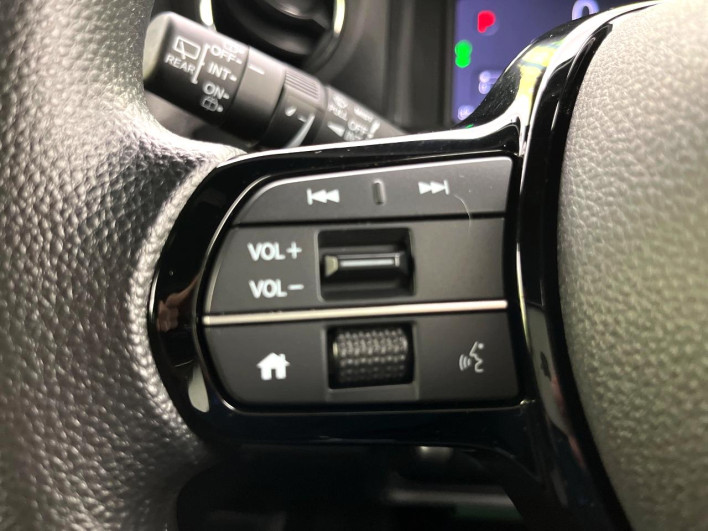 2024 Honda N-BOX CUSTOM 6BA-JF5 (UW-6a2e1b1ded6f0)[14]