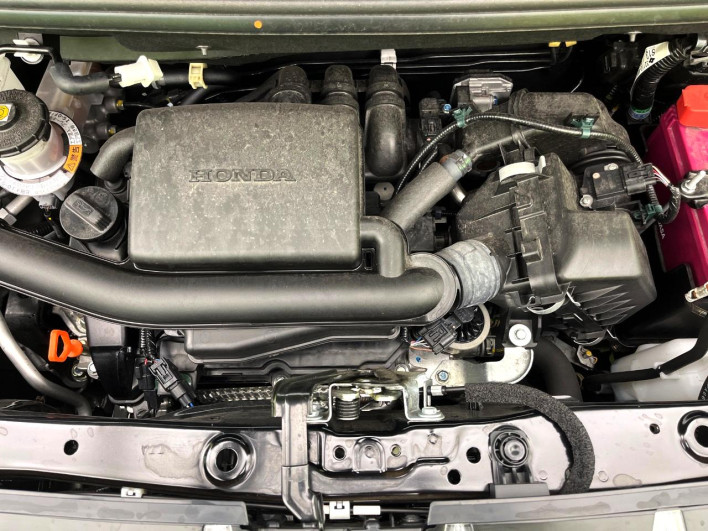 2024 Honda N-BOX CUSTOM 6BA-JF5 (UW-6a2e1b1ded6f0)[4]