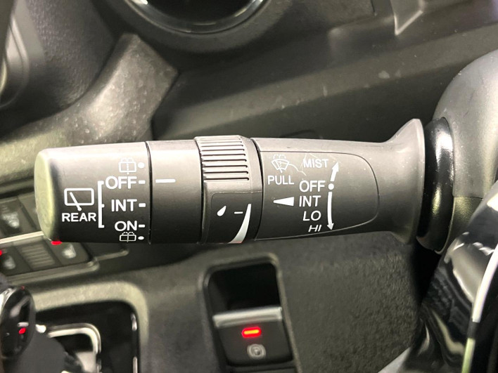 2024 Honda N-BOX CUSTOM 6BA-JF5 (UW-6a2e1b1ded6f0)[12]