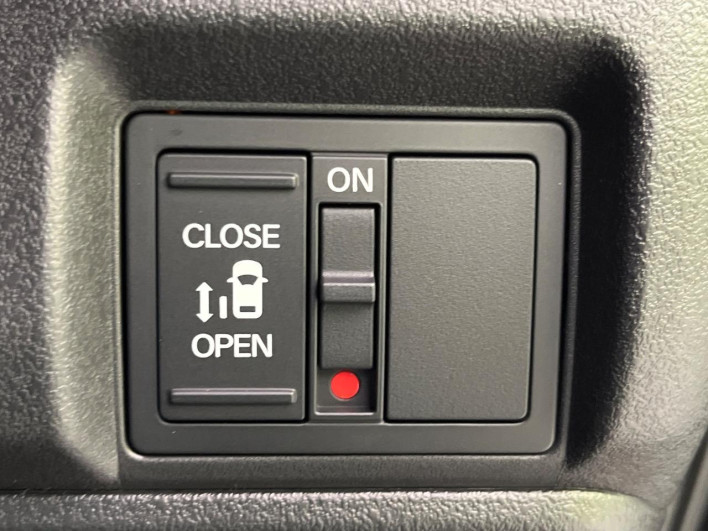 2026 Honda N-BOX CUSTOM 6BA-JF5 (UW-6a2e1b21dfff3)[7]