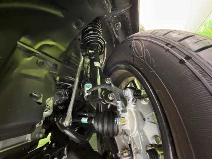 2026 Honda N-BOX CUSTOM 6BA-JF5 (UW-6a2e1b21dfff3)[22]