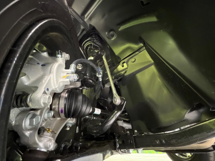 2026 Honda N-BOX CUSTOM 6BA-JF5 (UW-6a2e1b21dfff3)[24]
