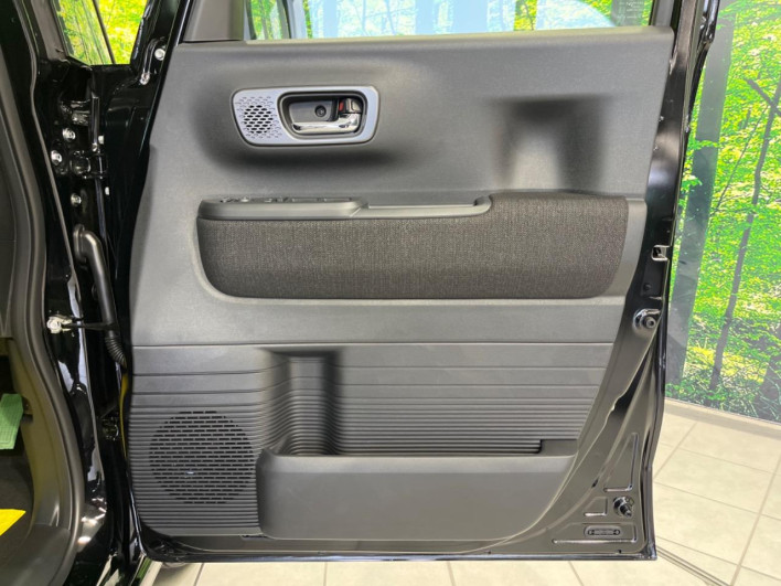 2026 Honda N-BOX CUSTOM 6BA-JF5 (UW-6a2e1b21eeb00)[26]