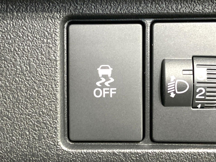 2026 Honda N-BOX CUSTOM 6BA-JF5 (UW-6a2e1b2290e43)[15]