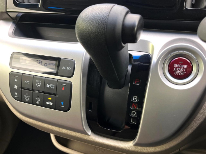2018 Honda N-WGN DBA-JH1 (UW-6a2e1b2a0ebb9)[15]