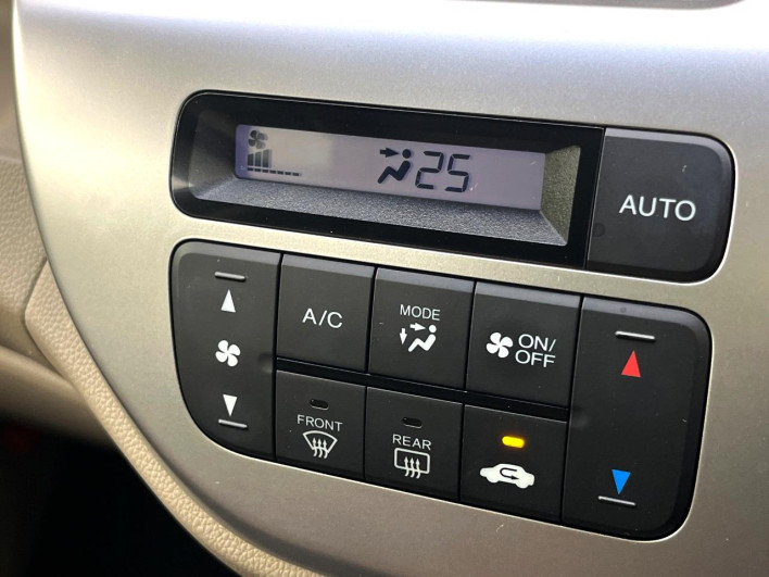2018 Honda N-WGN DBA-JH1 (UW-6a2e1b2a0ebb9)[16]