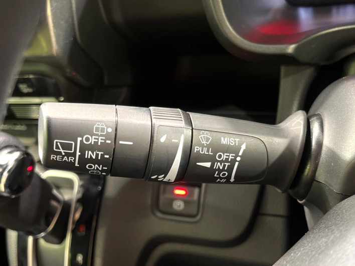 2020 Honda N-WGN Custom 6BA-JH4 (UW-6a2e1b2dbce2b)[26]