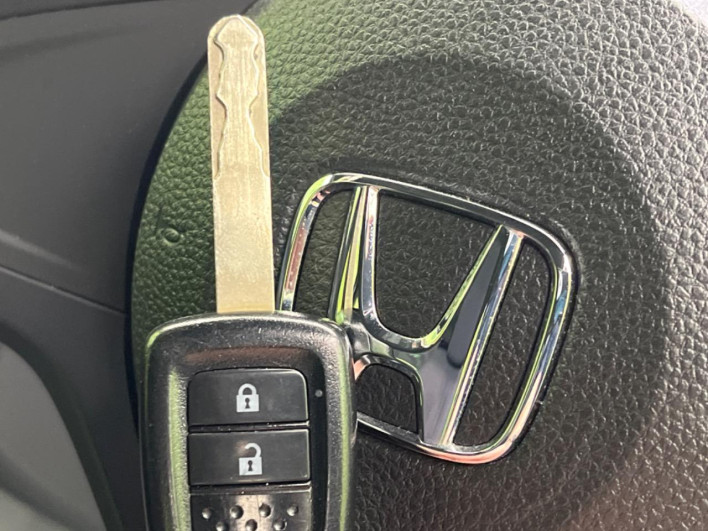 2019 Honda N-VAN HBD-JJ1 (UW-6a2e1b2e99e98)[7]