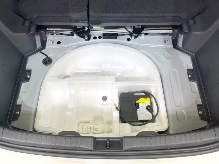 2021 Toyota Yaris 5BA-KSP210 (UW-6a2e1b418ada4)[24]