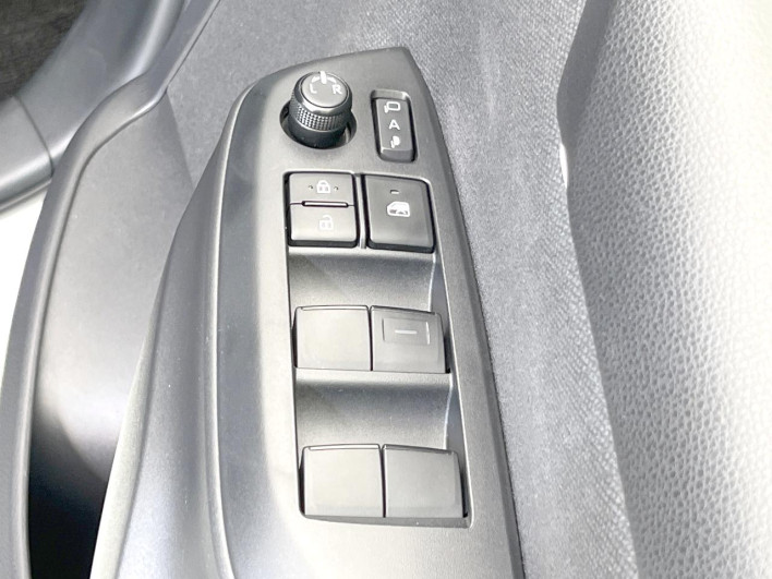 2021 Toyota Yaris 5BA-KSP210 (UW-6a2e1b418ada4)[29]