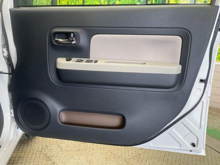 2018 Daihatsu Mira Tocot DBA-LA550S (UW-6a2e1b556f216)[15]