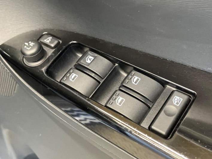 2014 Daihatsu Tanto DBA-LA600S (UW-6a2e1b568d591)[19]