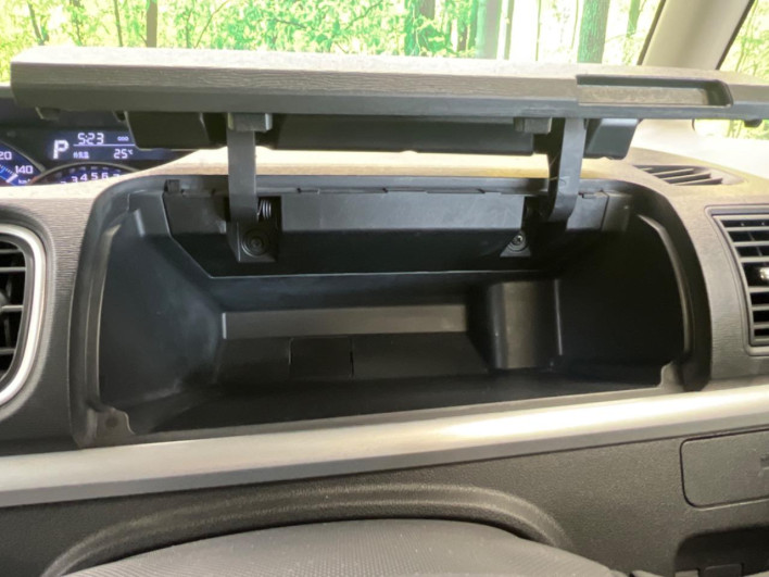 2014 Daihatsu Tanto DBA-LA600S (UW-6a2e1b568d591)[26]