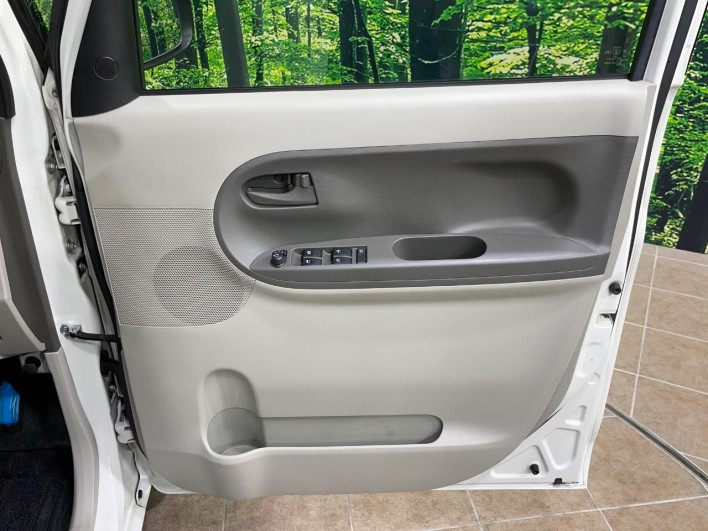 2016 Daihatsu Tanto DBA-LA600S (UW-6a2e1b57bb7a1)[28]