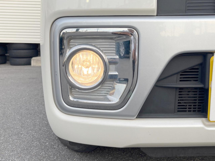 2016 Daihatsu Wake DBA-LA700S (UW-6a2e1b5f07be8)[8]