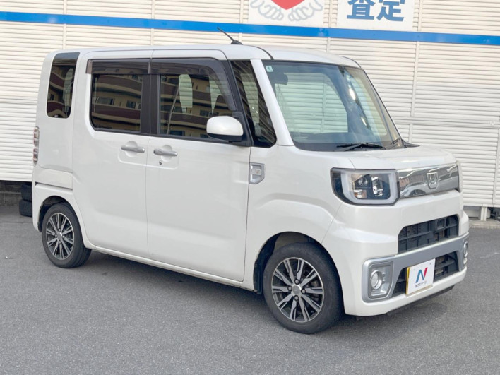2016 Daihatsu Wake DBA-LA700S (UW-6a2e1b5f07be8)[14]
