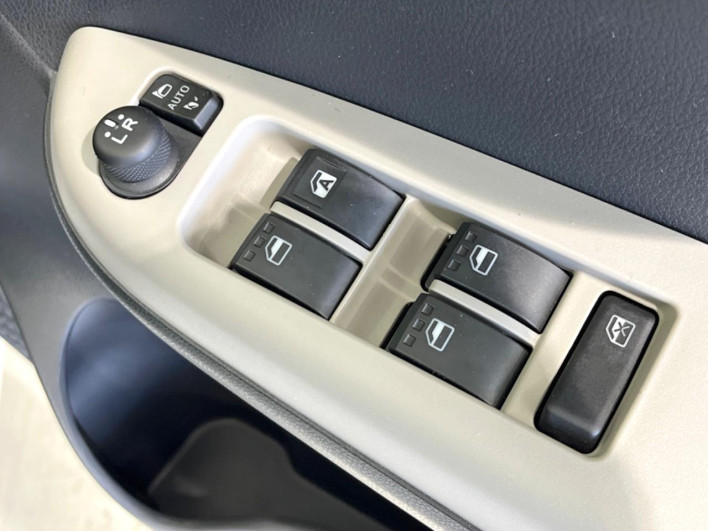 2020 Toyota Passo 5BA-M710A (UW-6a2e1b6b1c16d)[26]