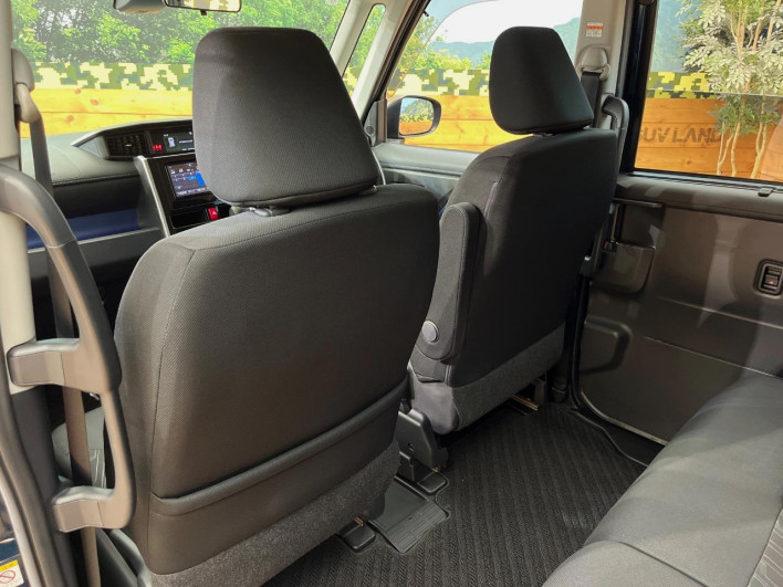 2017 Toyota Roomy DBA-M910A (UW-6a2e1b78806a3)[17]