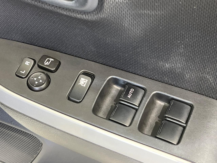 2019 Suzuki Solio Bandit DAA-MA36S (UW-6a2e1b7af1079)[25]